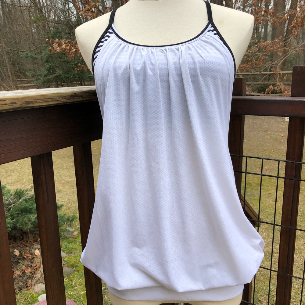 Lululemon tank!! Size 8